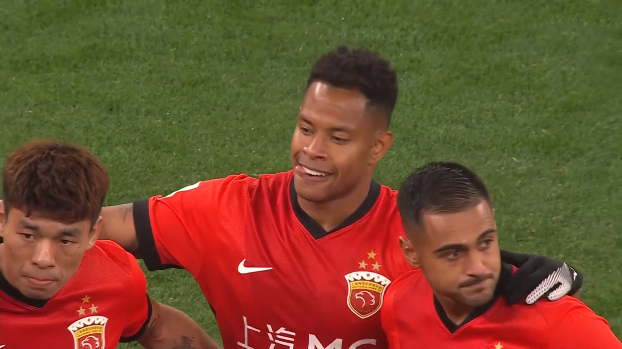 海港在比赛中受伤退赛，国乒主帅表示担忧！的简单介绍-九游体育在线网站