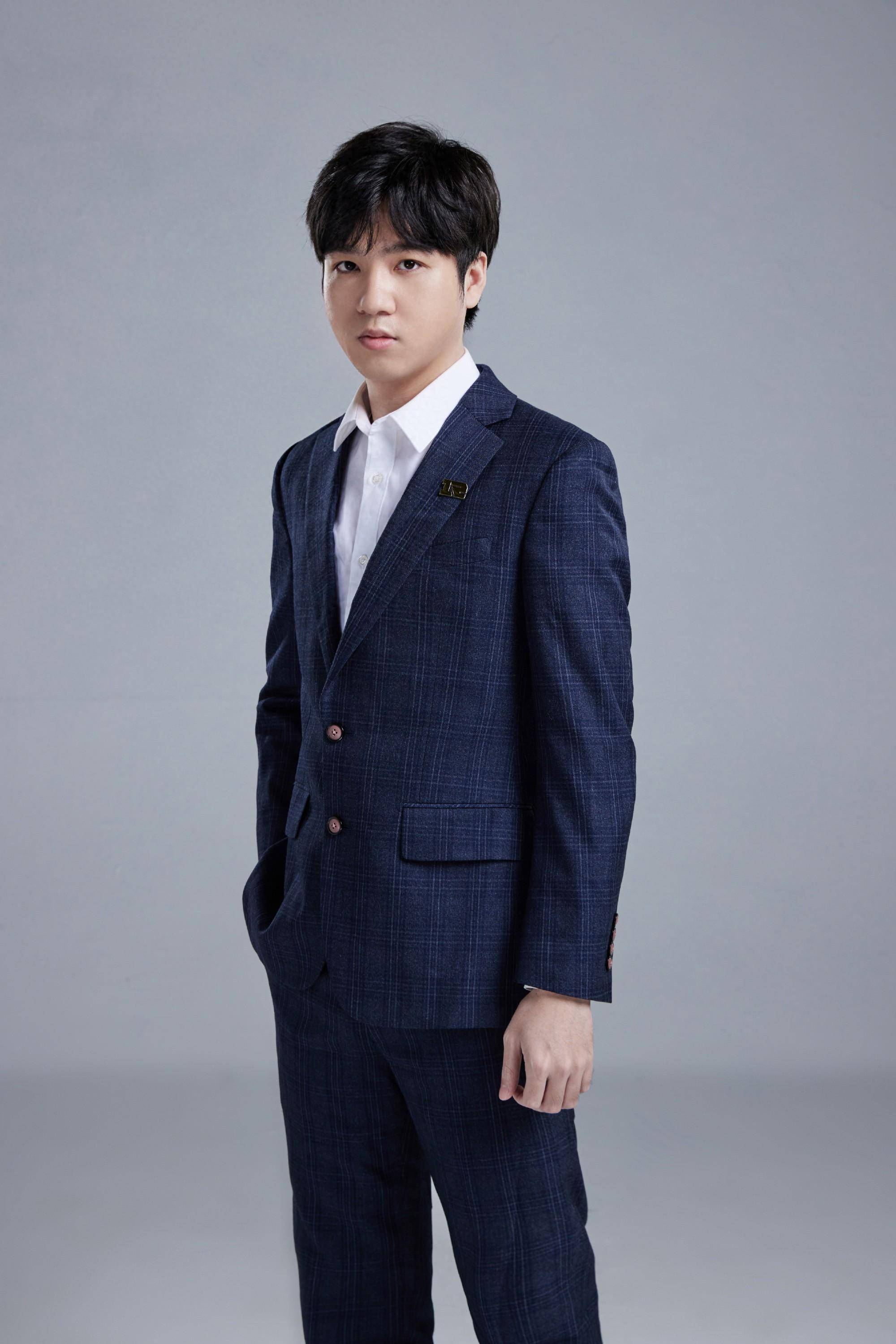  王牌投手振臂高挥 -九游体育