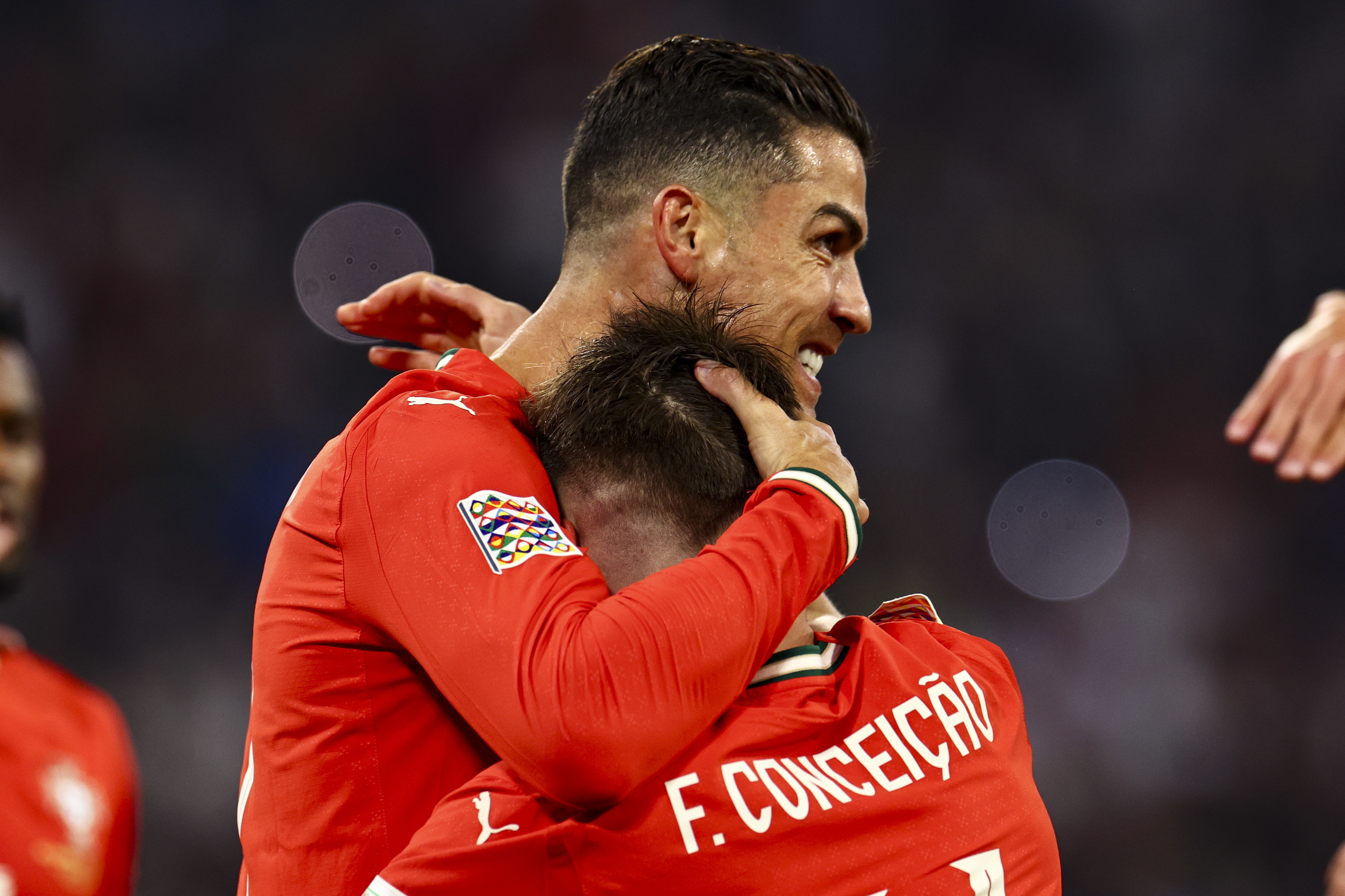 包含葡萄牙体育迎欧冠关键赛；关键时刻外线爆发；媒体盛赞；训练强度明显提升的词条-九游体育下载app